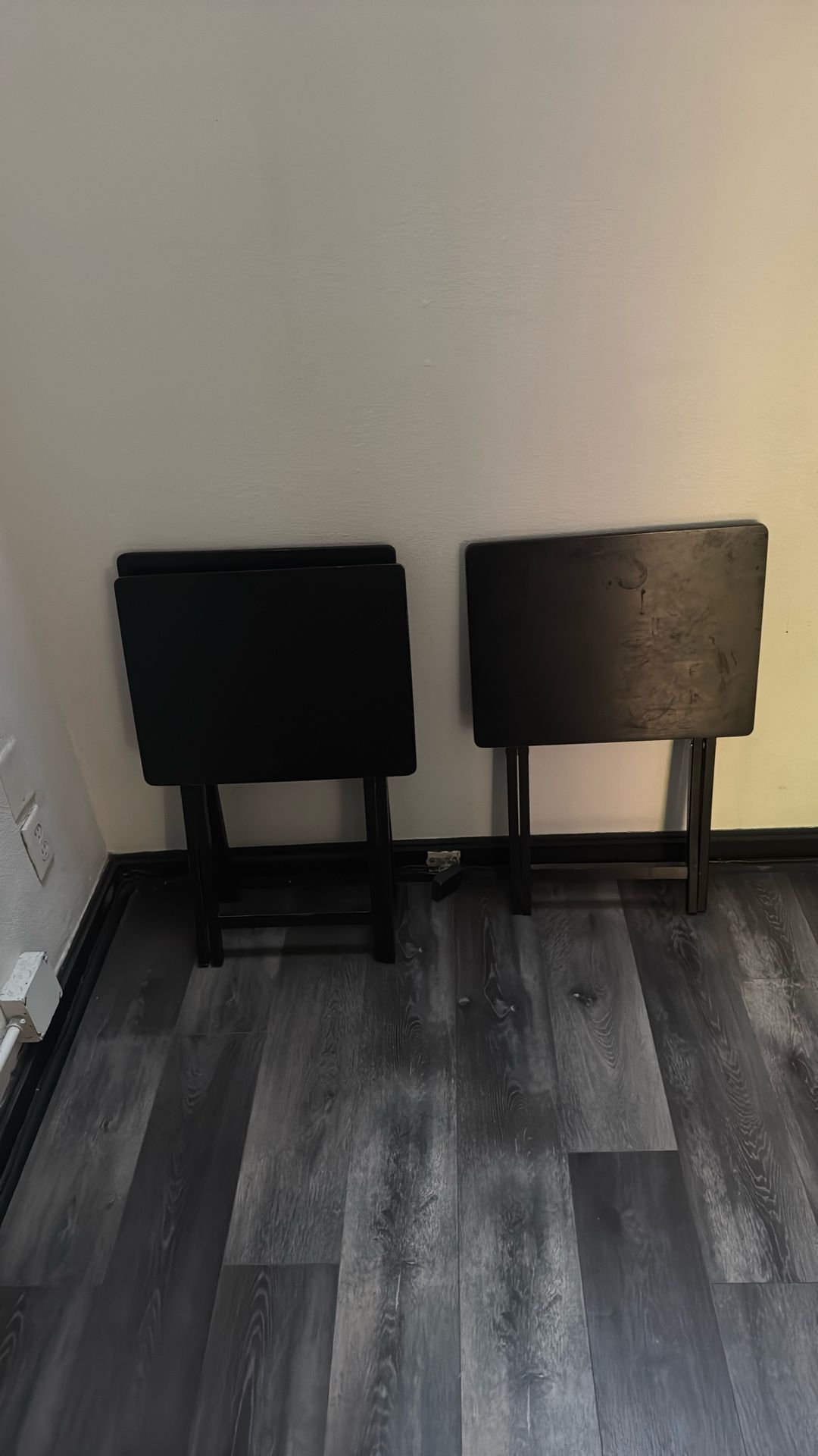 Side Tray Tables