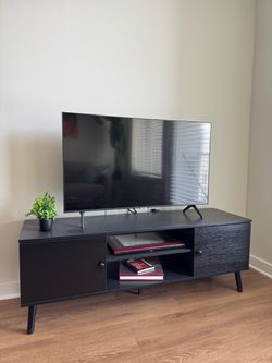 Modern TV Stand / Media Console – $45