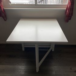 Foldable Kitchen Table 