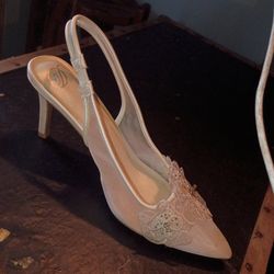 New flower ivory wedding shoes