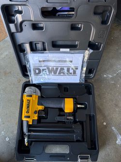 DeWalt DWFP12233 18-Gauge Brad Nailer w/ Case