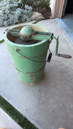 Vintage Ice cream Bucket