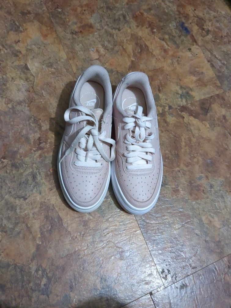 Nike Size 5
