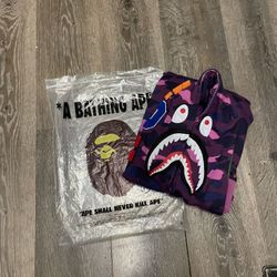 bape hoodie 