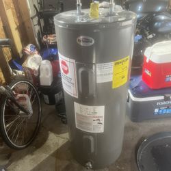 40 Gallon Electric Water Tank