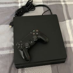 Sony PlayStation 4 Slim PS4 Console And Controller