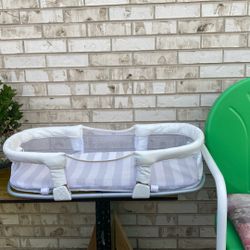 Summer Infant Portable Bassinet 