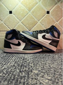 -Jordan 1 “Royal Toe” -Size 9M -Barely Used -Rep Box -Shipping available  -Dm for more info