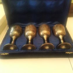 vintage goblets with case