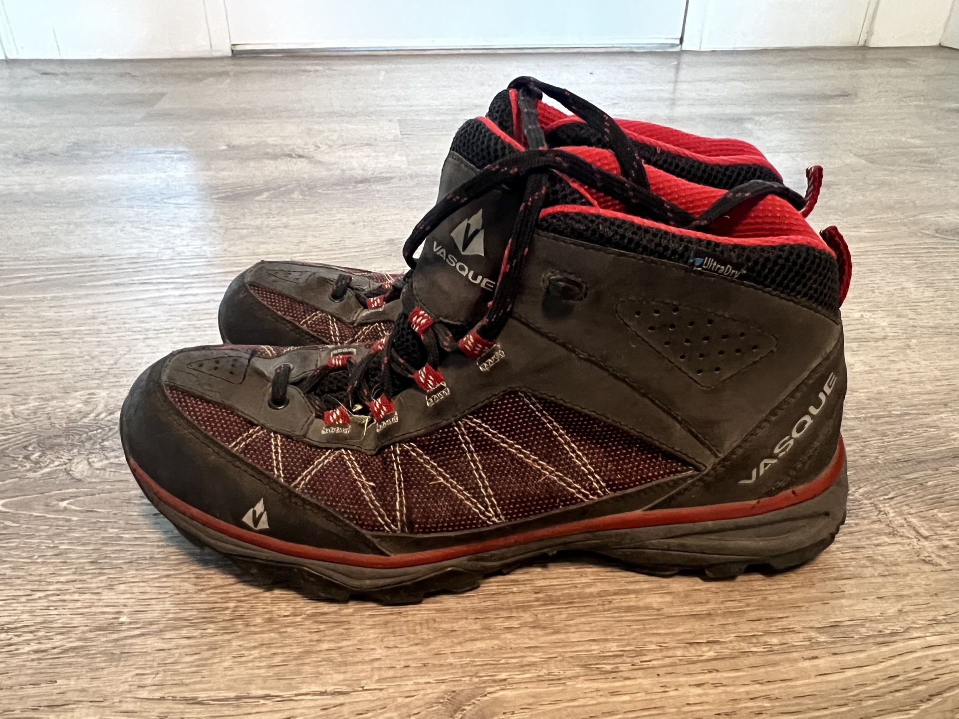 Vasque Men’s Hiking Boots 11.5
