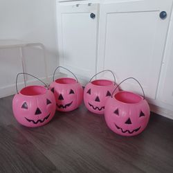 Bucket Pink 🎃🎃🎃