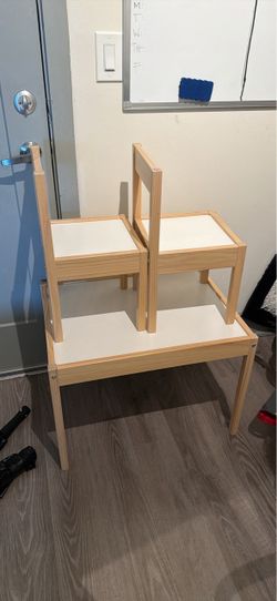 Kids Table and Chair Set