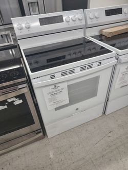 $499 GE 5 burner electric range with crisp mode