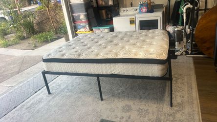 Queen size bed
