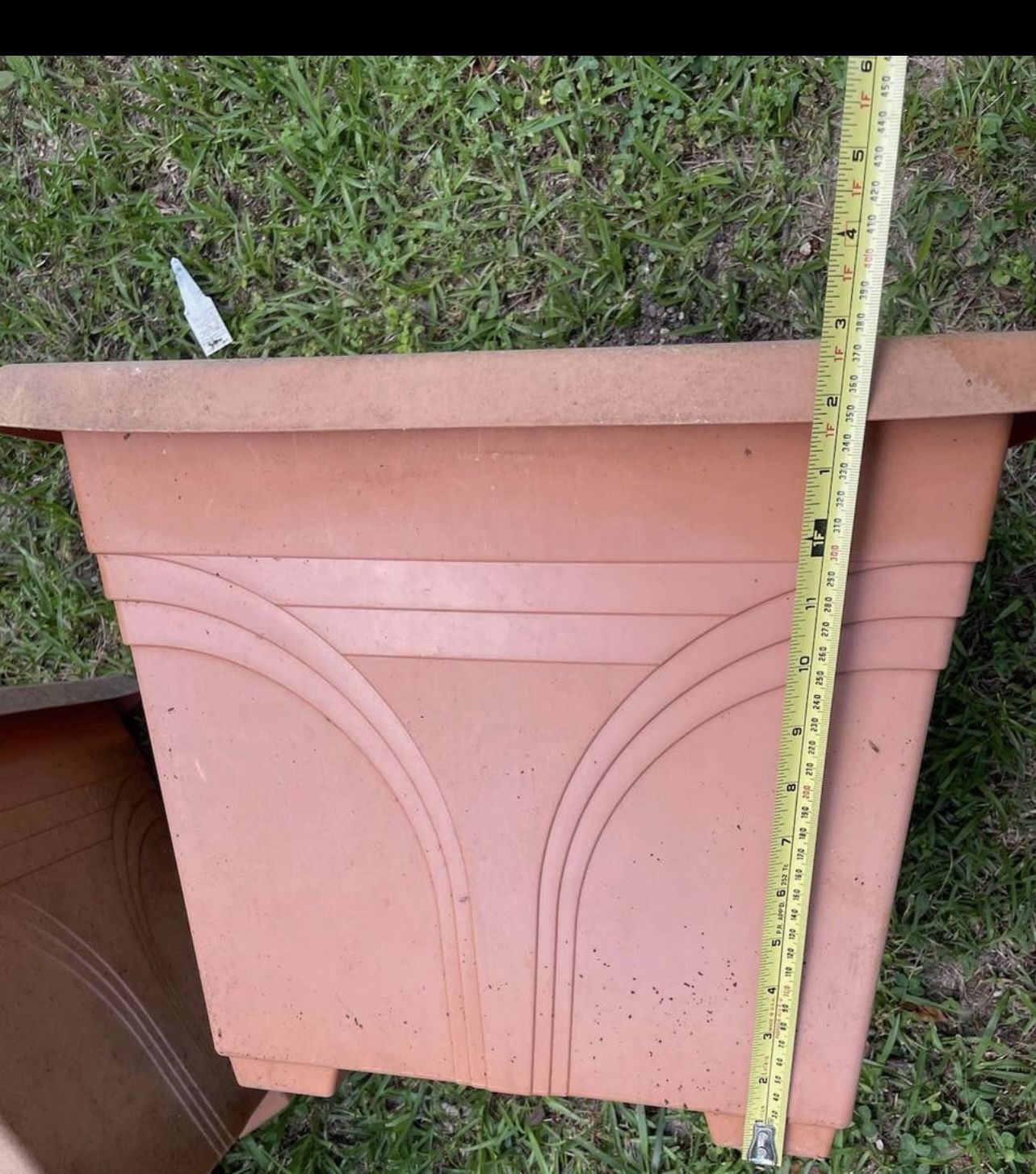 Pair Of Flower Pots/planters