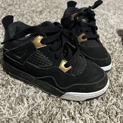 10c Jordan 4’s (Royalty) 