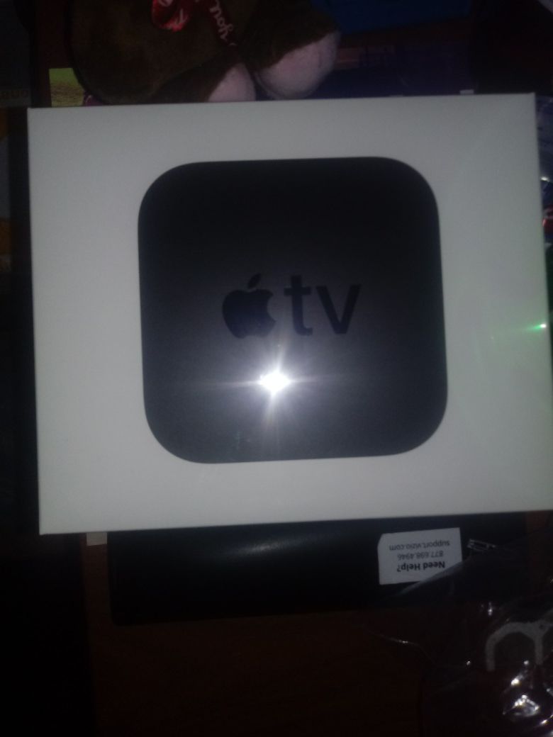 Brand new apple tv 32g 4k never been used asking for 100