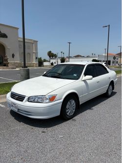 2000 Toyota Camry