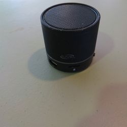 Olive Bluetooth Speaker