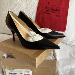 Brand new in box Christian Louboutin Clare 80
