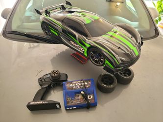Traxxas Xo-1 100mph car in new condition 550firm