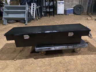 CAJA PARA HERRAMIENTAS CON LLAVE