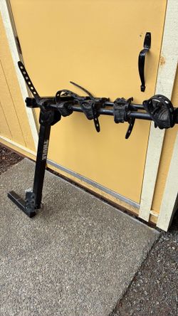 Thule heavy duty, five bike hitch rack