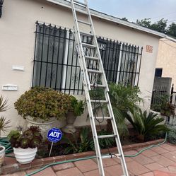 Excellent Condition, Different Sizes Aluminum Extension, Ladders