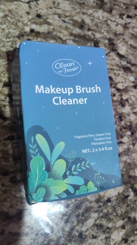 Makeup Brush Cleaner 