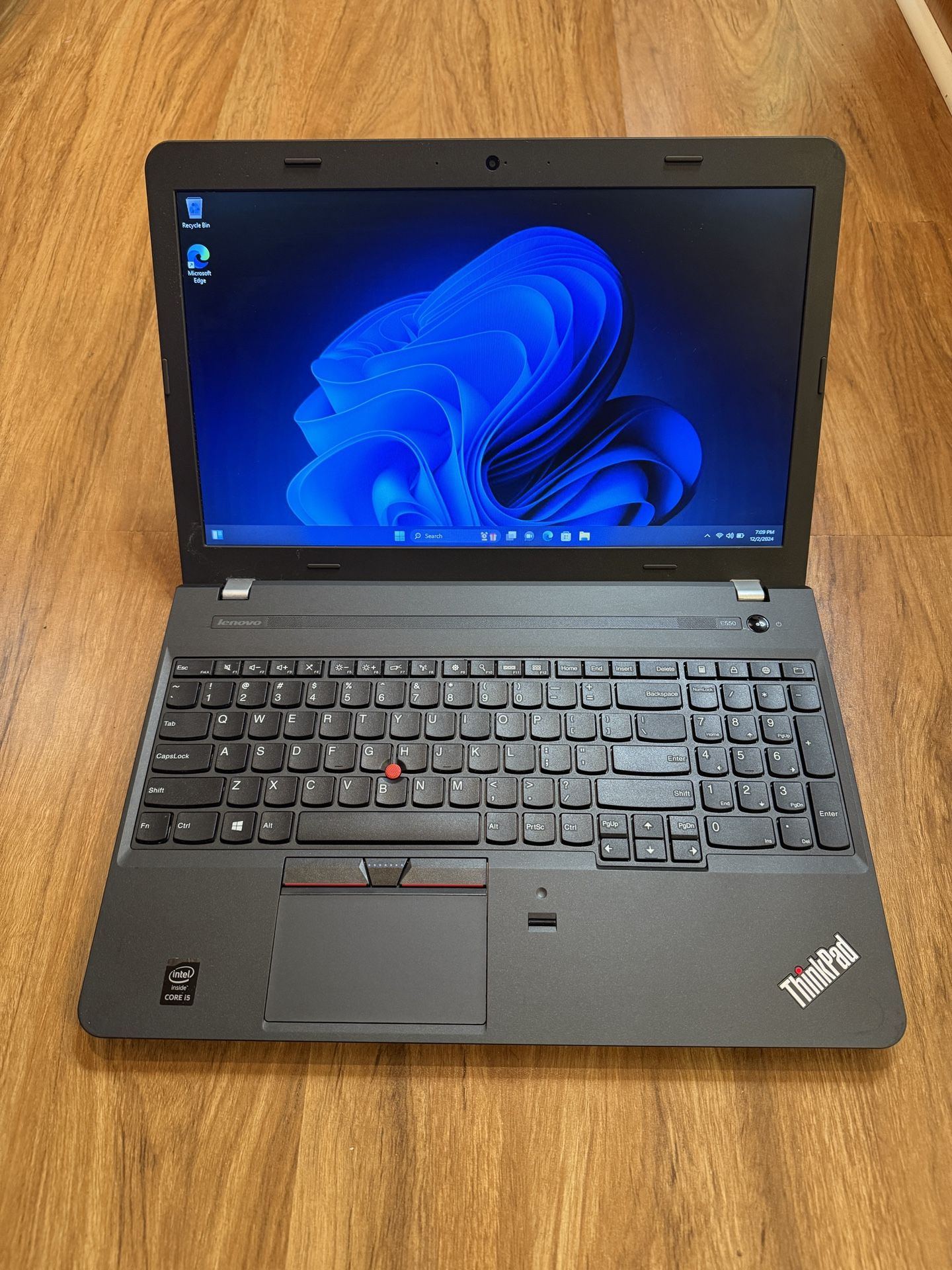 Lenovo ThinkPad E550 core i5 5th gen 8GB RAM 128GB SSD Windows 11 Pro 15.6” HD Screen Laptop with charger in Excellent Working condition!!!!!  Specifi