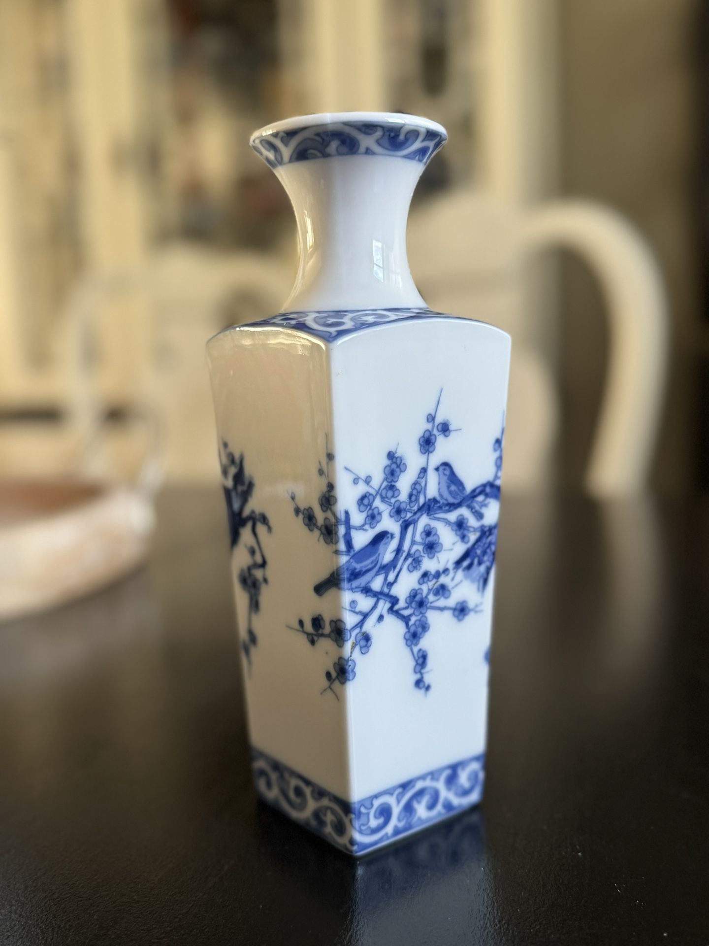 Andrea By Sadek Made In Japan Blue & White Birds And Flowers Porcelain Bud Vase