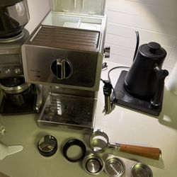 DeLonghi ecp3630 Espresso Machine - Gently Used + Premium Accessories