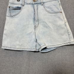 Tiger Mist Woman Denim Shorts Light Wash XS