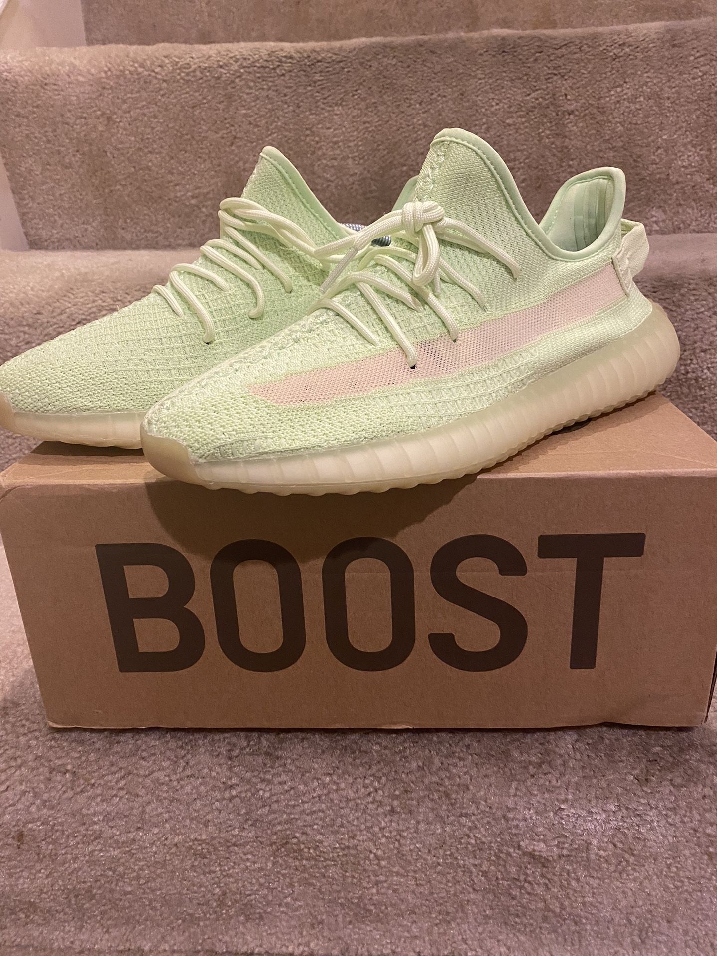 Yeezy 350 Glow