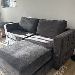 Lovesac Sactional – 3 Seats + Ottoman + 4 Sides (Modular)