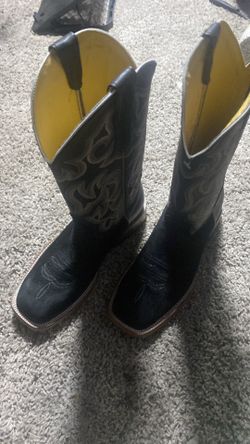 Cavenders Suede and Leather Cowboy Boots