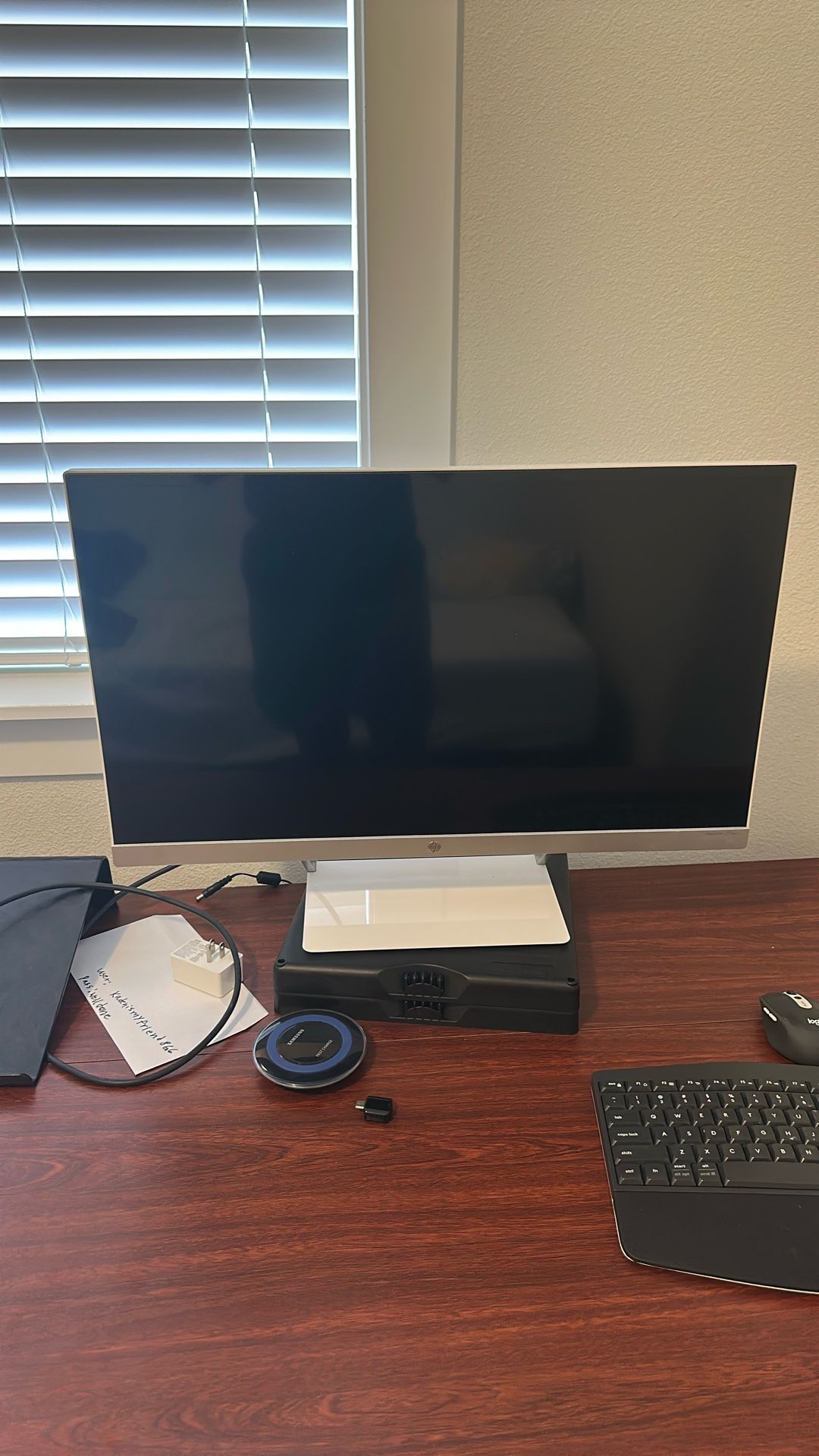 HP Monitor 27inch