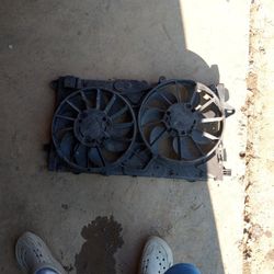 2010 To 2016 Buick LaCrosse Chevy Impala Dual Electric Radiator Fans