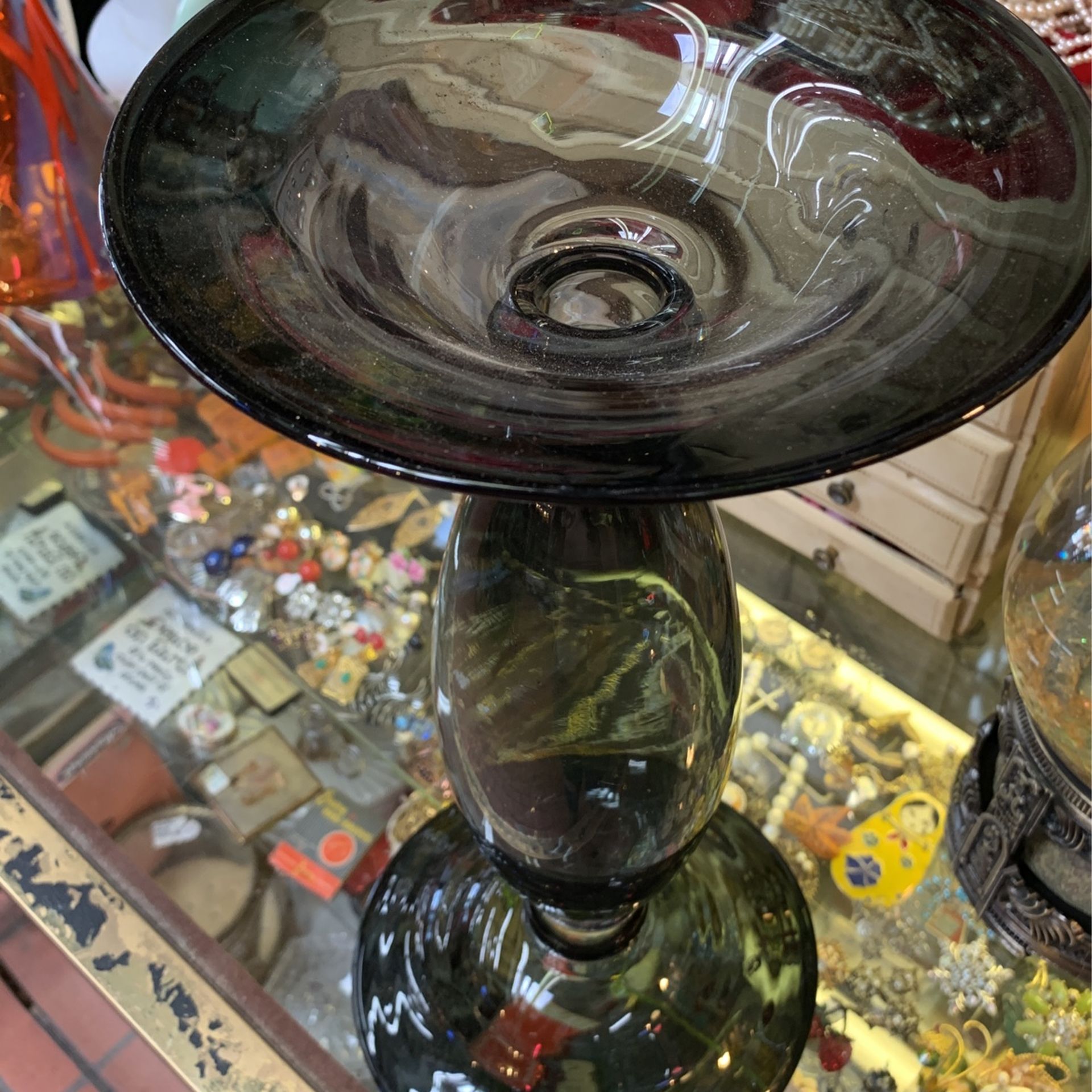 Beautiful Black Glass Stand/Candle Holder Decor