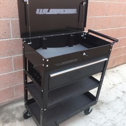 Tool Box USA General With Key 38”x31”x18”