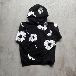 Black And White Denim Tear Hoodie🔥