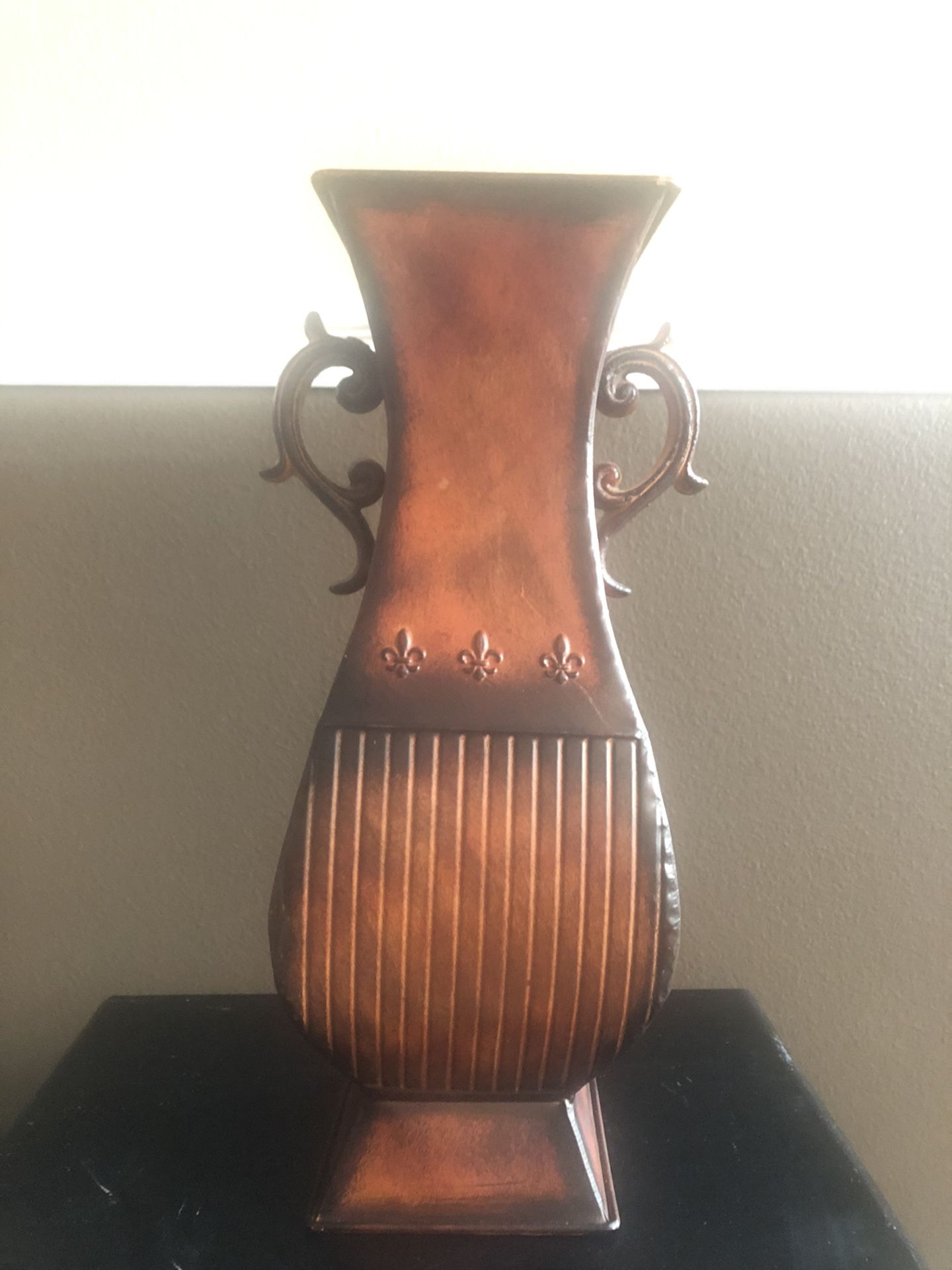 Accent vase