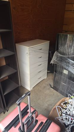 White dresser PICK UP ASAP