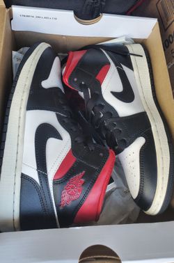 Nike Air Jordan 1 Mid White Black Red Panda Sneakers Women's 6.5