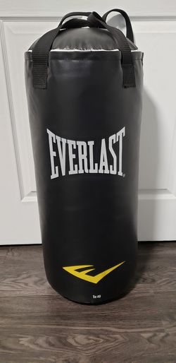 lichten Jurassic Park is meer dan Everlast 40Lb Punching Bag for Sale in Austin, TX - OfferUp