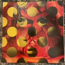 David Byrne – Rei Momo Vinyl LP (1989 First Pressing) – Excellent / Near Mint Condition