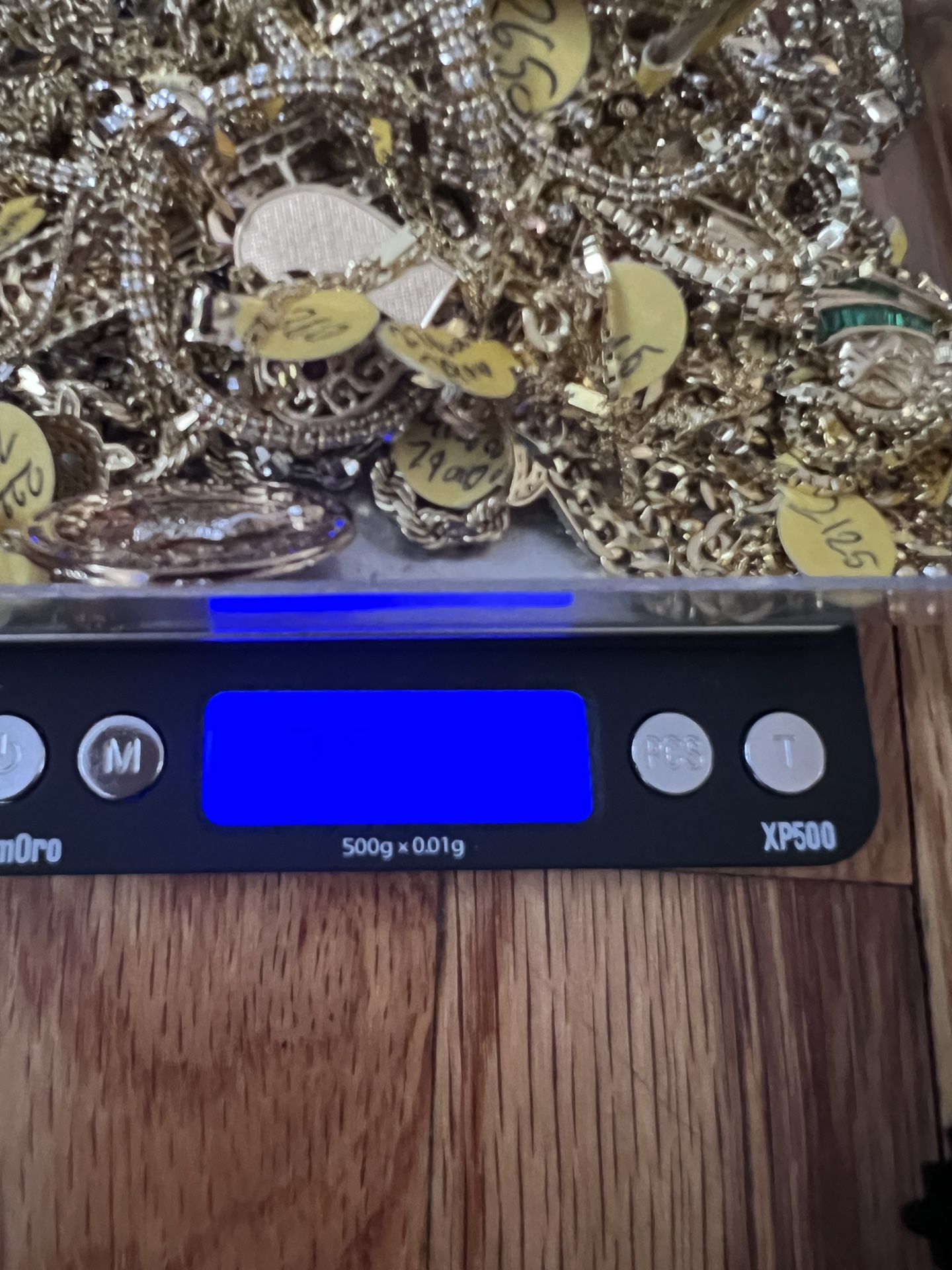 Buying Gold  60Dollar A Gram 