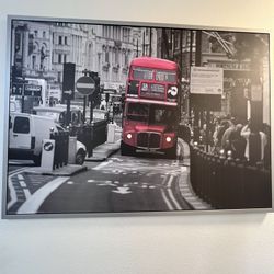 London Black And White Canvas