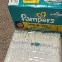Pampers Swaddlers Size 4