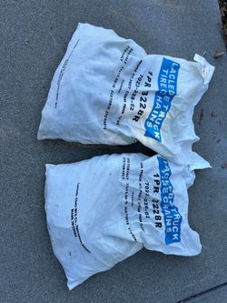 NEW Laclede Truck Tire Chains 3228R – Never Used – TWO pair (4 total)